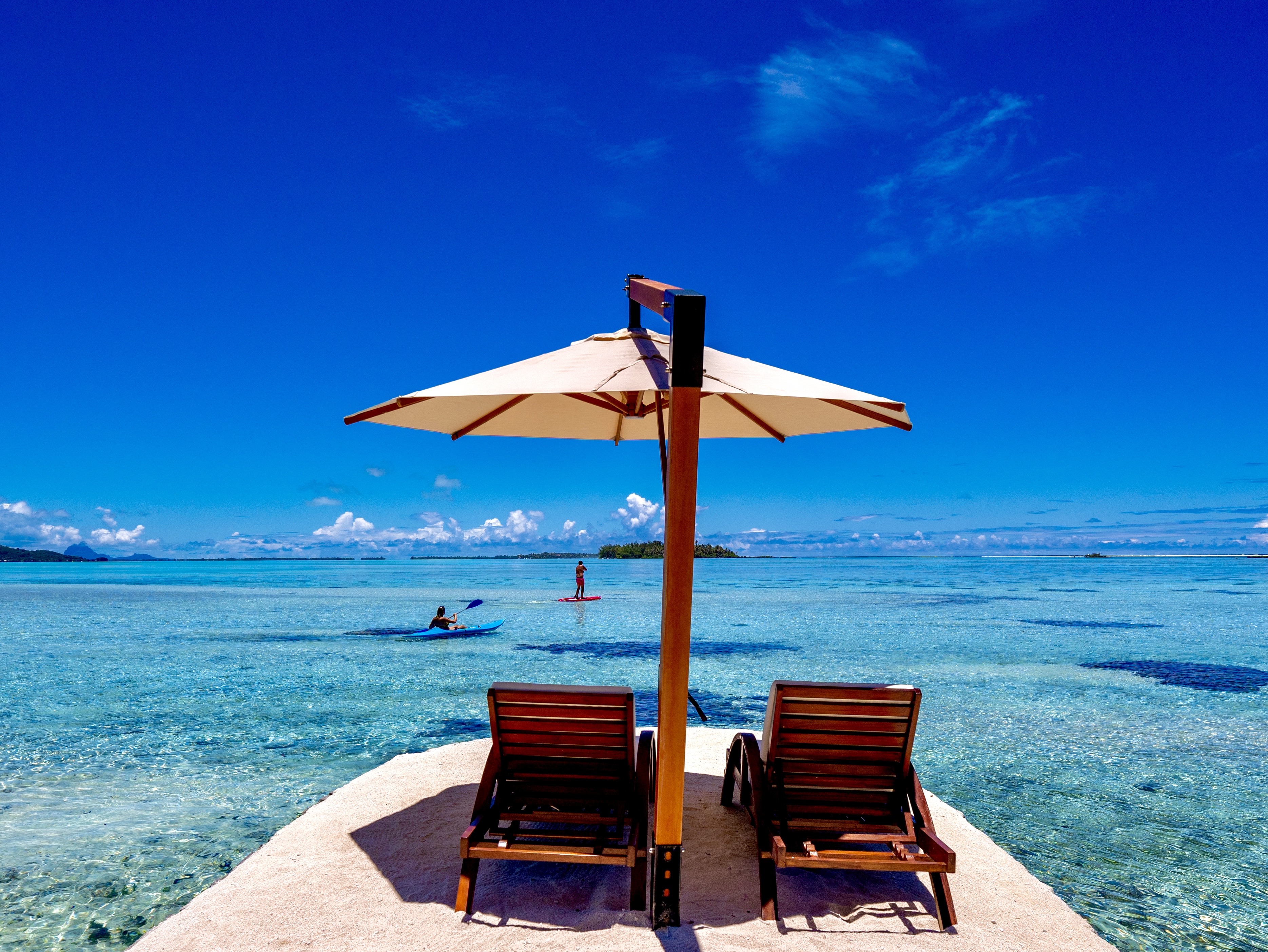 Luxury room at Hotel EDEN Taha'a private island